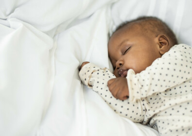 Guider bébé vers un bon rythme de sommeil